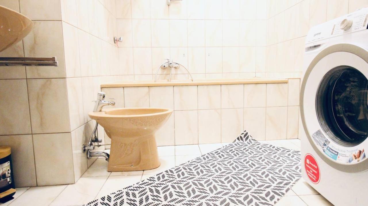 Modern Double Room Js B Wenen Buitenkant foto