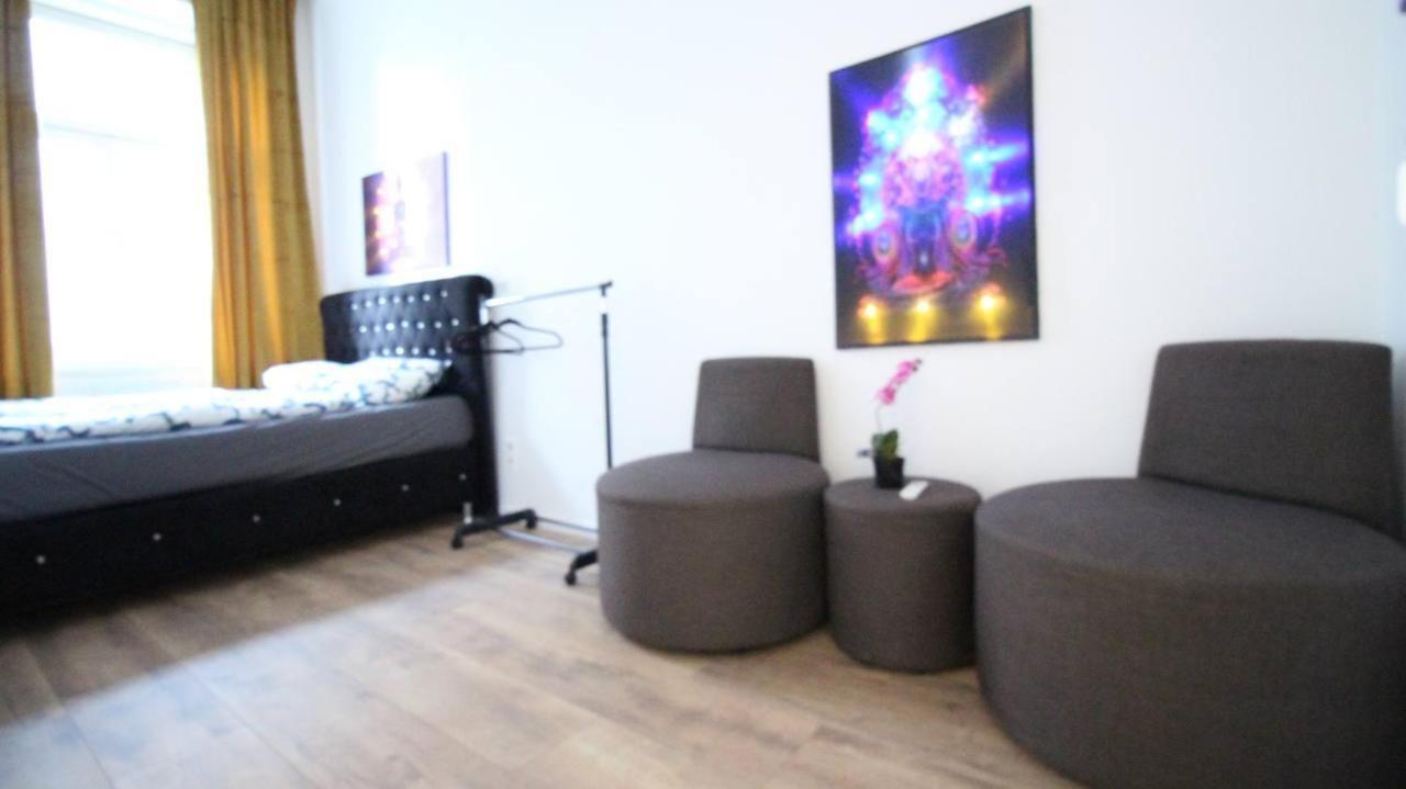 Modern Double Room Js B Wenen Buitenkant foto