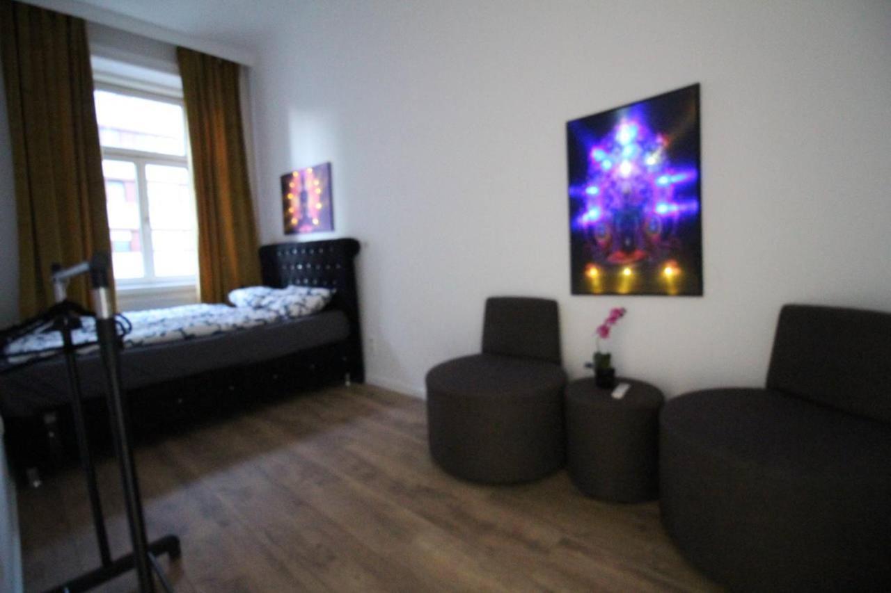 Modern Double Room Js B Wenen Buitenkant foto