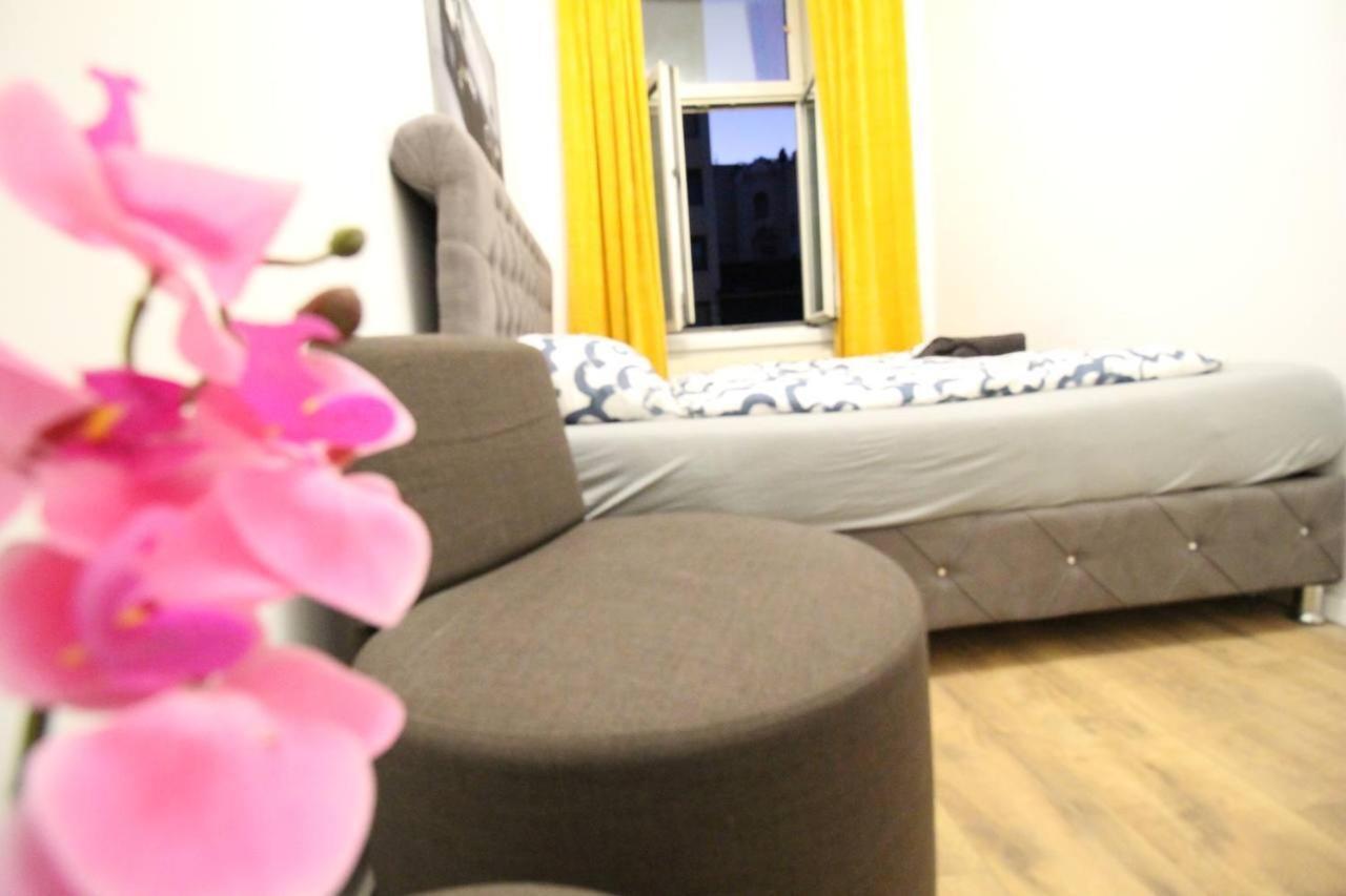 Modern Double Room Js B Wenen Buitenkant foto