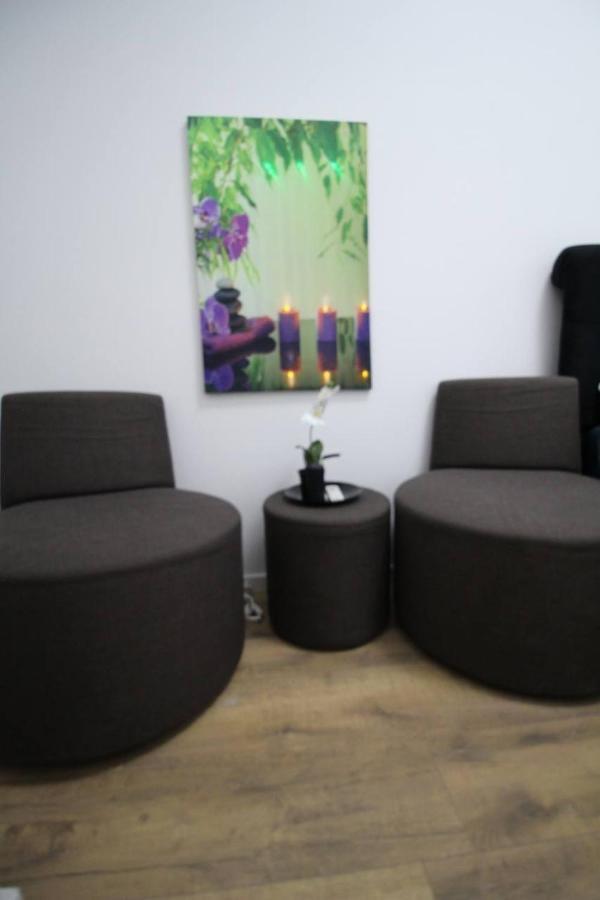 Modern Double Room Js B Wenen Buitenkant foto