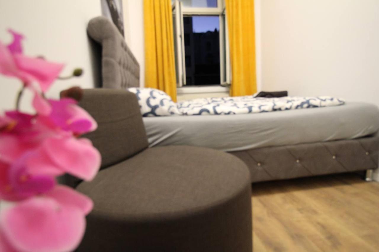 Modern Double Room Js B Wenen Buitenkant foto